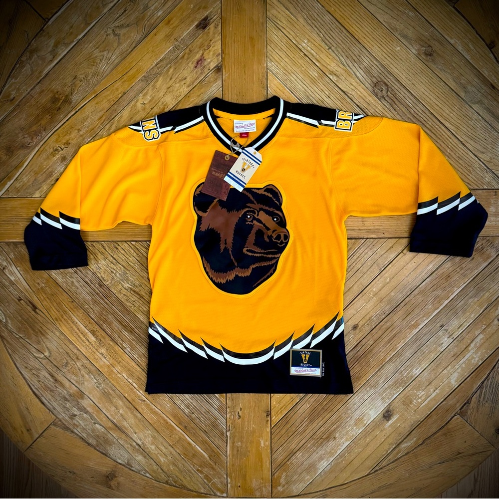 Brand New Vintage Boston Bruins Hockey Jersey